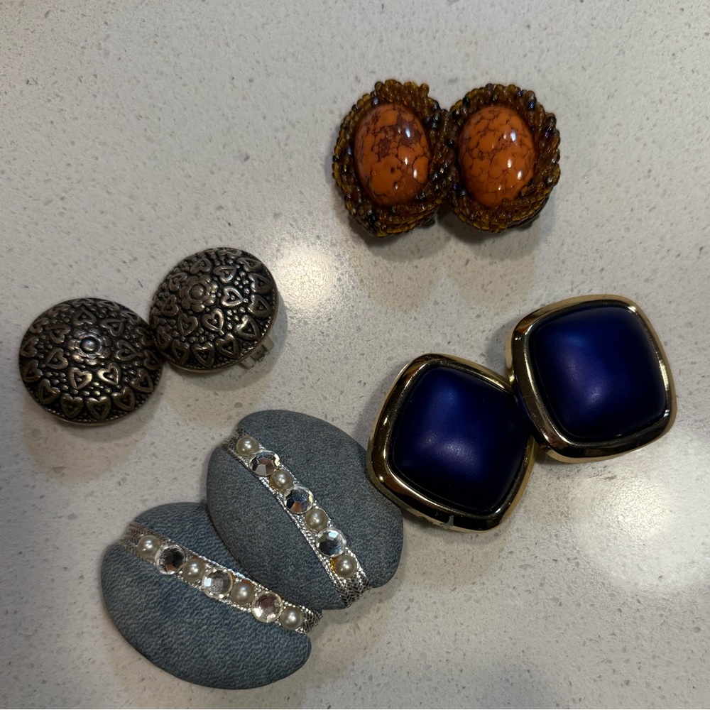 80s & 90s lightweight clip on earrings bundle